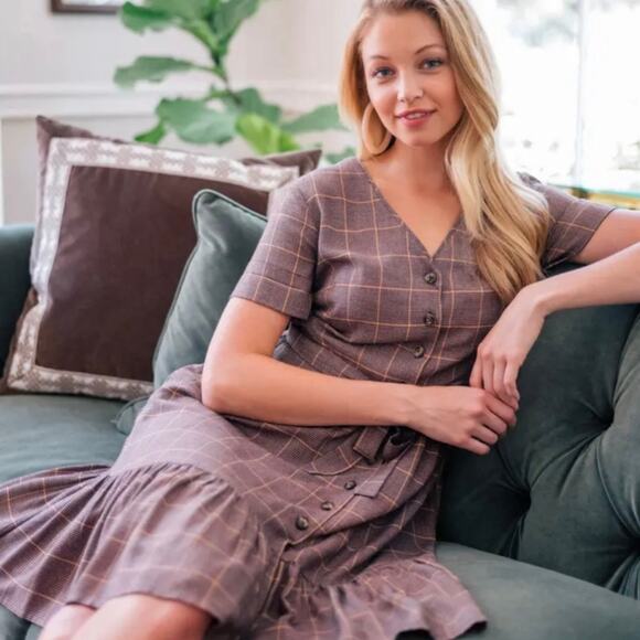 Gal Meets Glam Plaid Emerson Dress - Picture 1 of 9